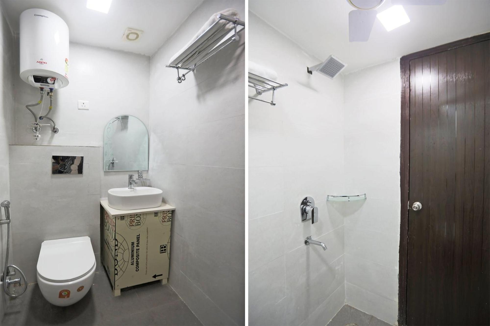 Townhouse South Lawn Hotel New Delhi Exterior photo
